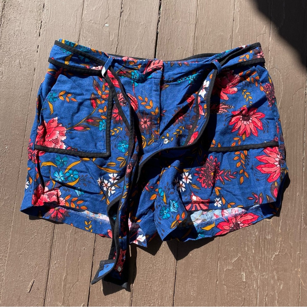 Ann Taylor LOFT Women Blue Shorts 6
